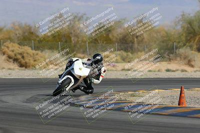 media/Feb-04-2023-SoCal Trackdays (Sat) [[8a776bf2c3]]/Turn 2 (1140am)/